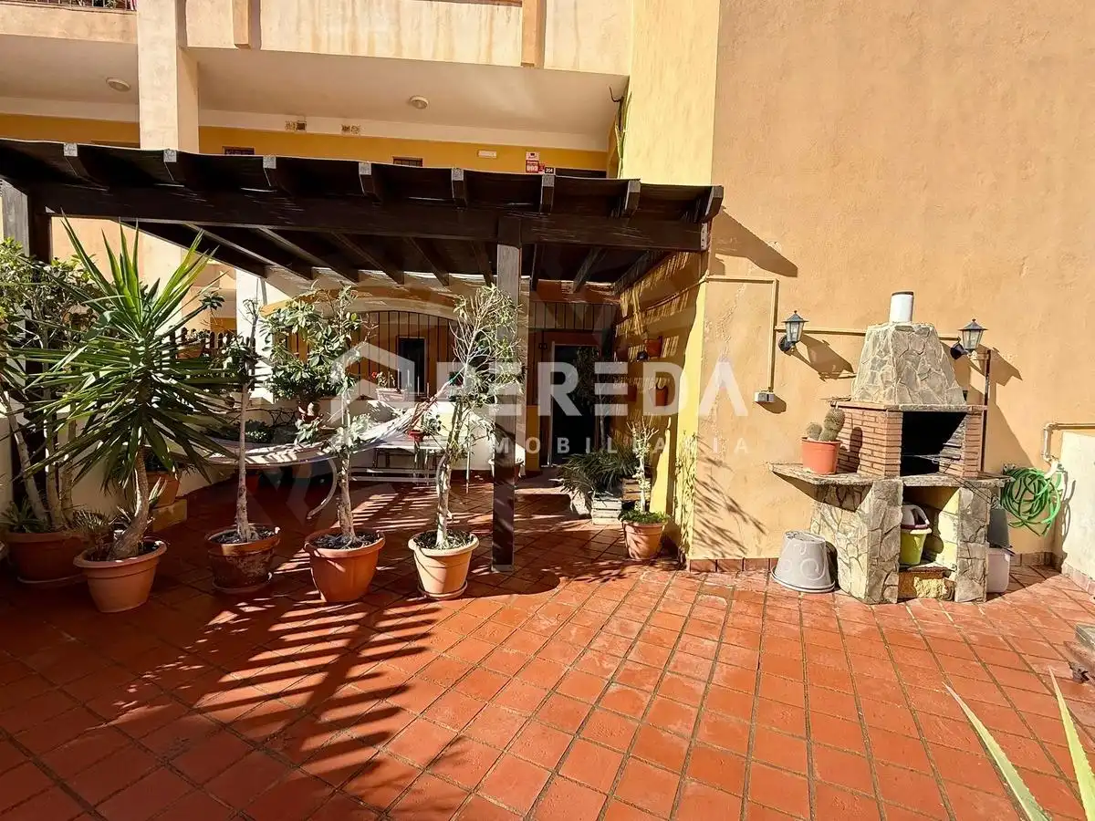 Terraza de Piso en venta en Roquetas de Mar con Jardín privado, Terraza y Balcón