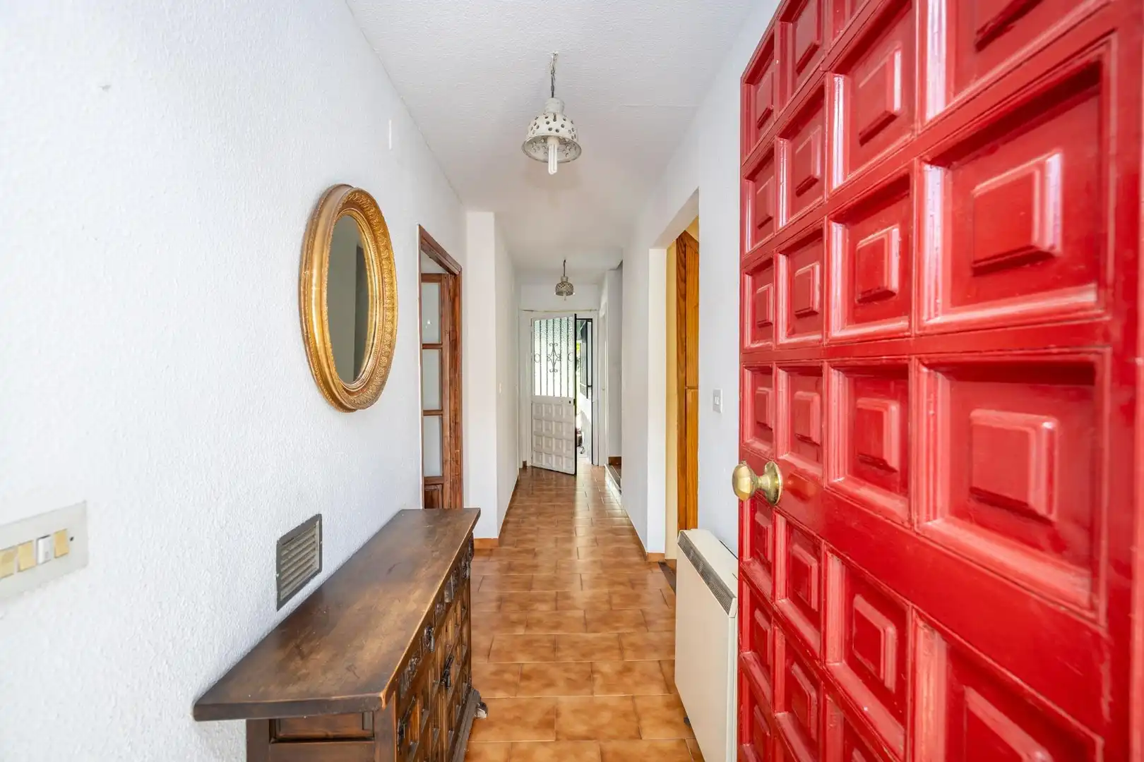 Casa adosada en venta en Ogíjares con Aire acondicionado, Calefacción y Jardín privado