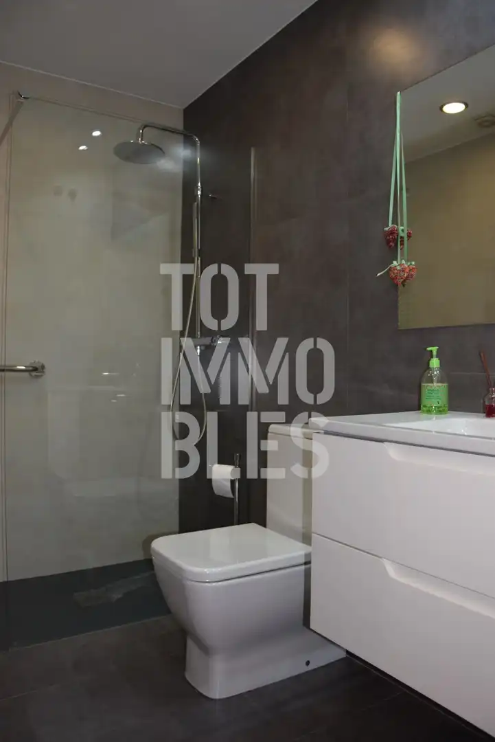 Bathroom of Detached homes for sale in Girona  with Heating and Balcony
