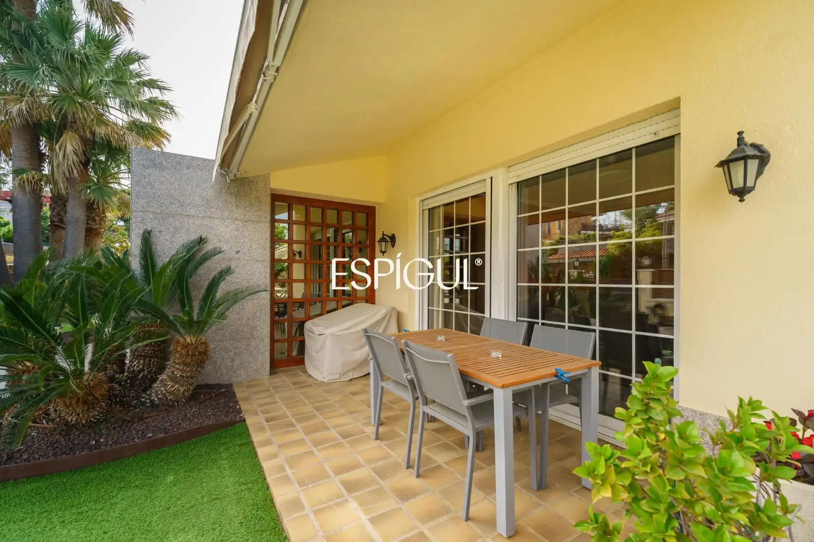 Terrassa de Casa o xalet en venda en Dosrius amb Calefacció, Jardí privat i Terrassa