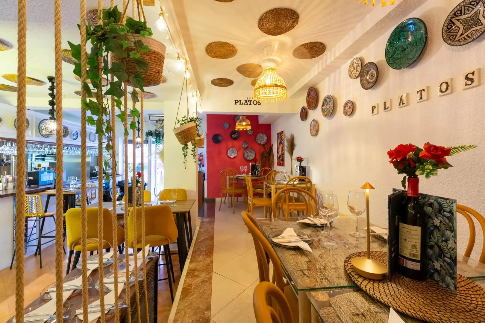 Local en traspaso en Fuengirola con Terraza