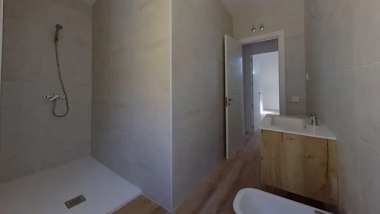 Bany de Dúplex en venda en Torrejón de la Calzada amb Calefacció, Traster i Balcó