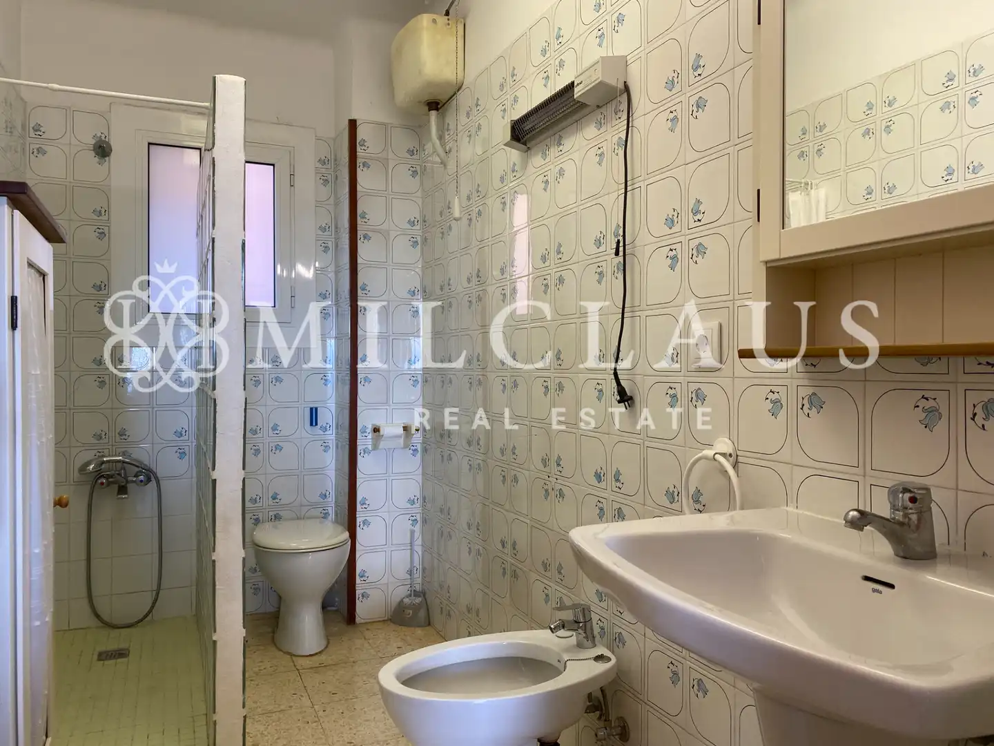 Bathroom of Flat for rent in Talamanca, Barcelona