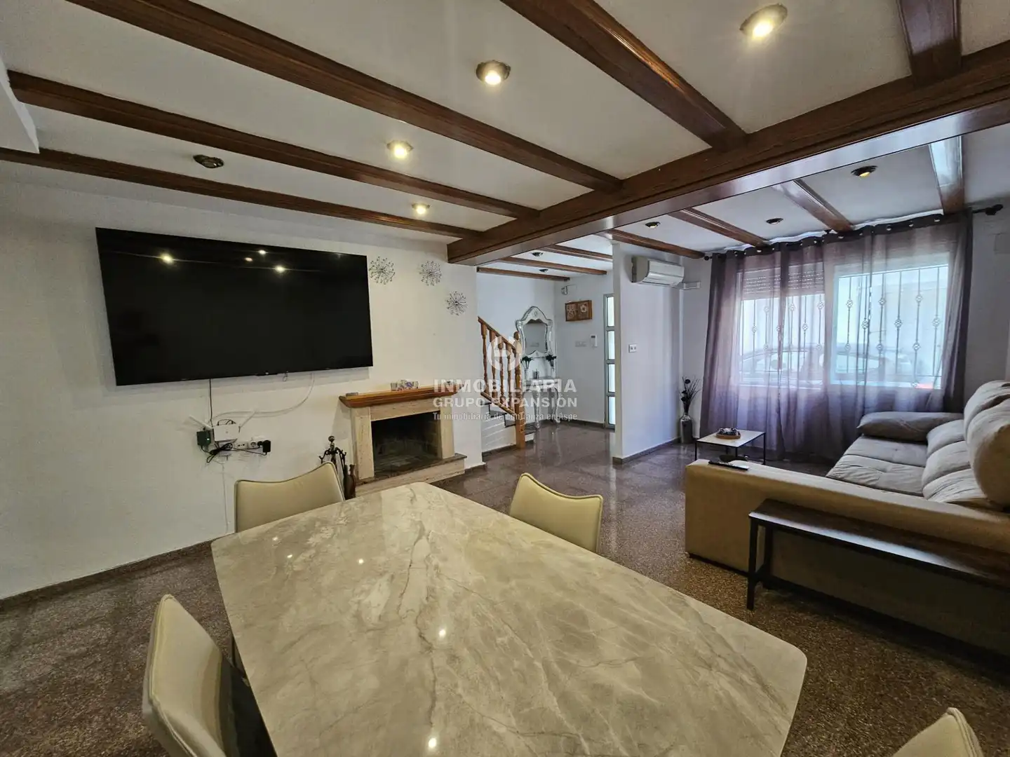 Houses for sale in Aspe  with Air Conditioner, Terrace and Storage room