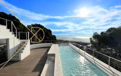 Swimming pool of House or chalet for sale in Castelldefels  with Air Conditioner, Heating and Private garden