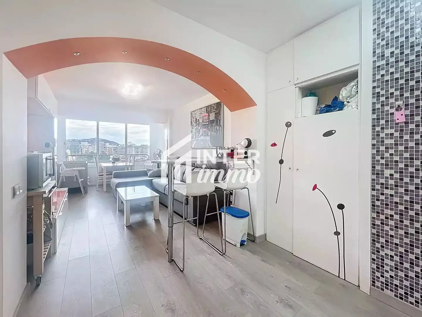 Sala d'estar de Estudi en venda en Roses amb Calefacció i Parquet