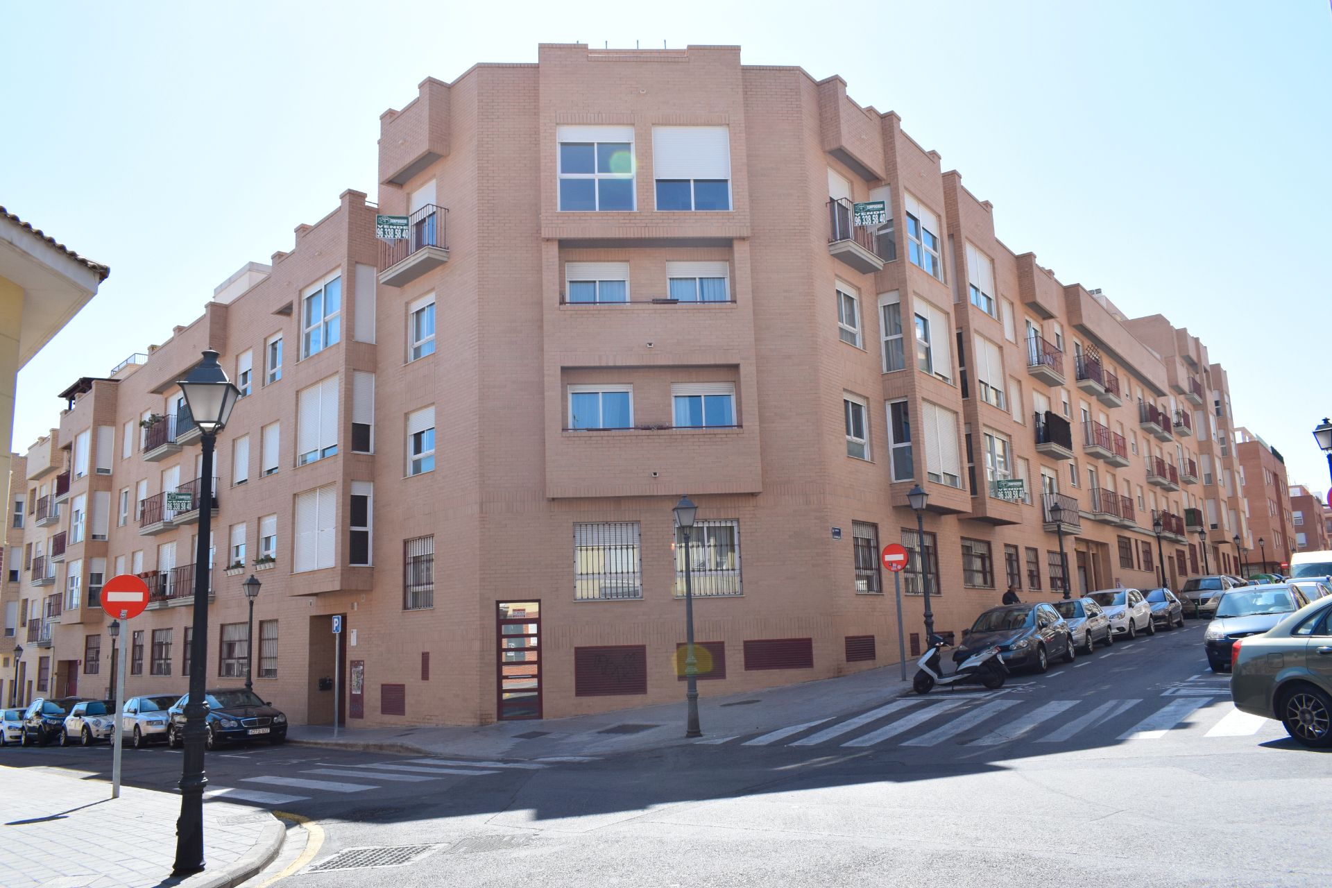 Exterior view of Box room for sale in  Valencia Capital