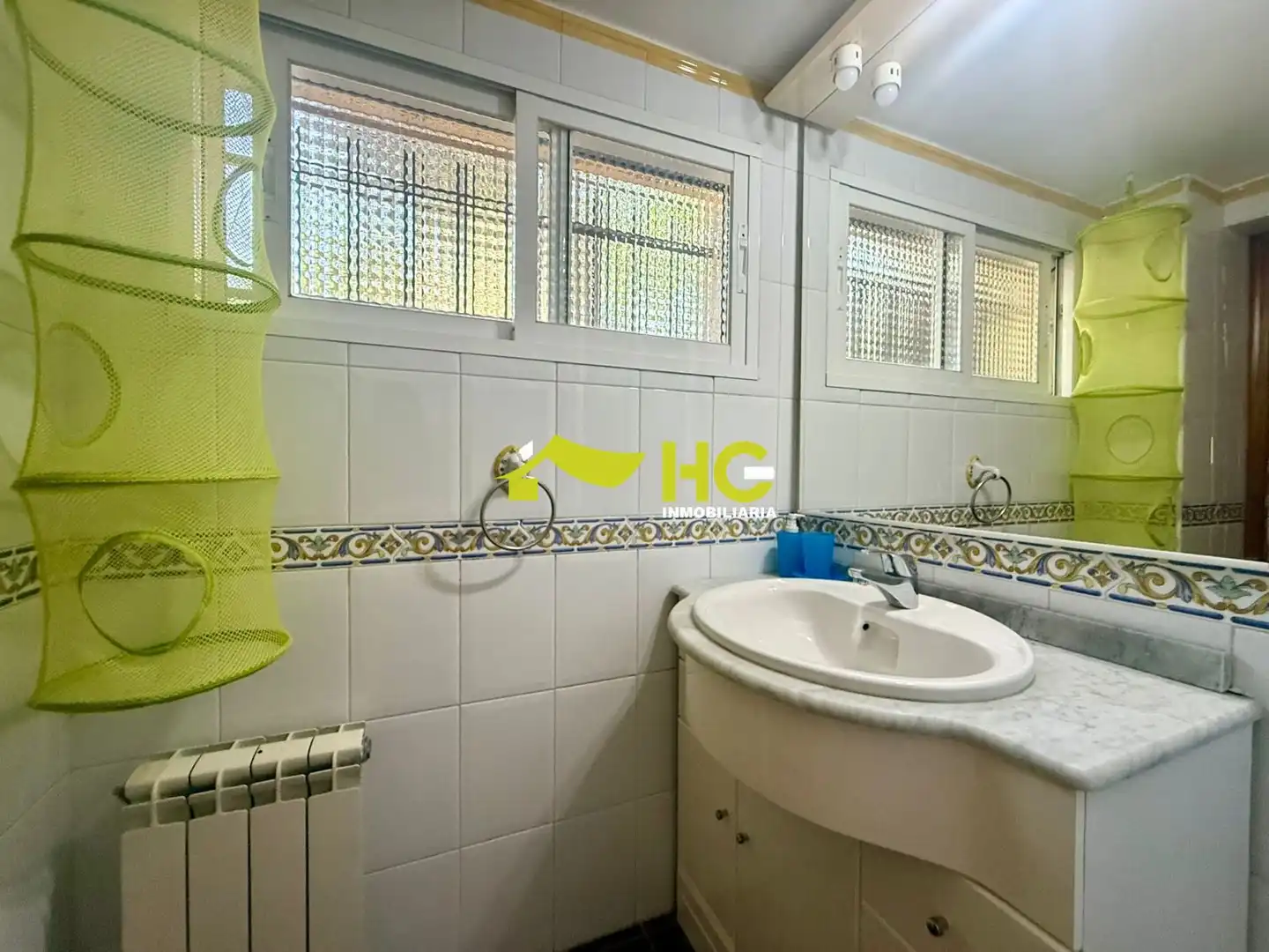 Baño de Estudio de alquiler en Villaviciosa de Odón con Calefacción, Amueblado y Piscina comunitaria