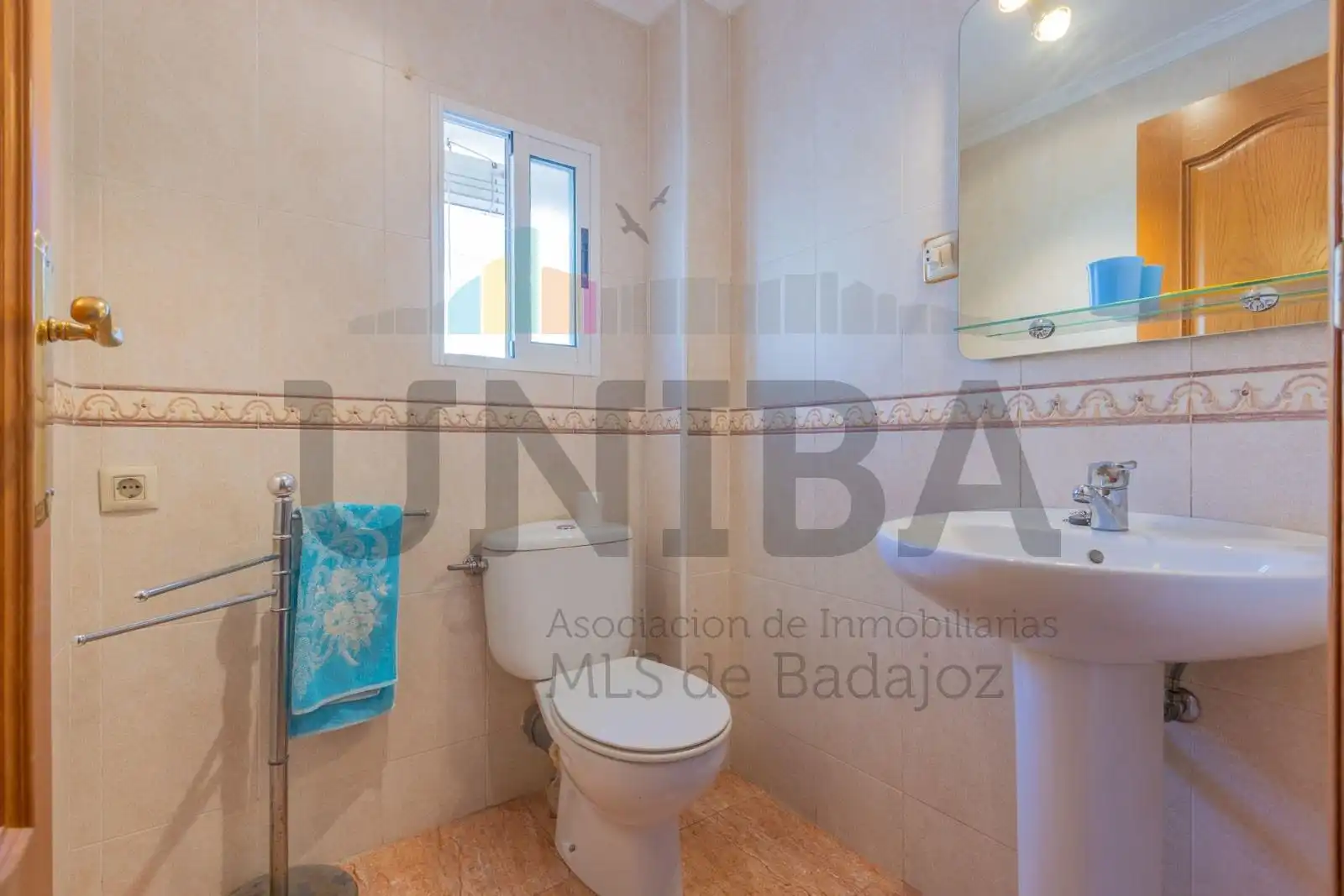 Badezimmer von Wohnung zum Verkauf in Badajoz mit Klimaanlage, Privatgarten und Terrasse