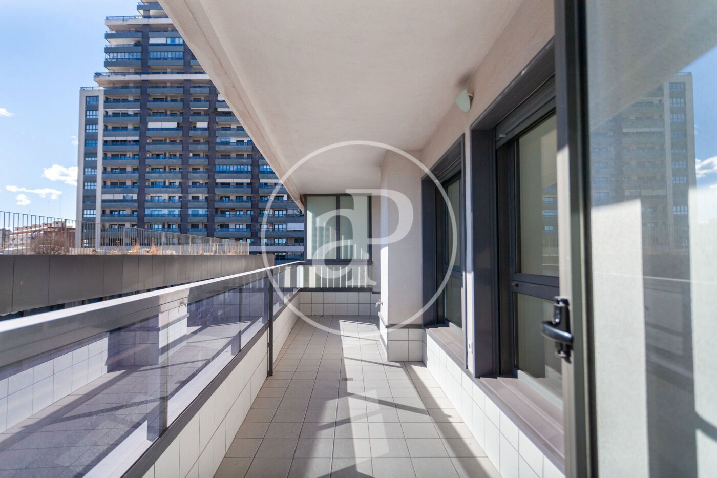 Exterior view of Flat to rent in  Valencia Capital  with Air Conditioner, Heating and Terrace