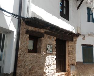 Exterior view of Country house for sale in Casas del Castañar  with Air Conditioner, Heating and Furnished