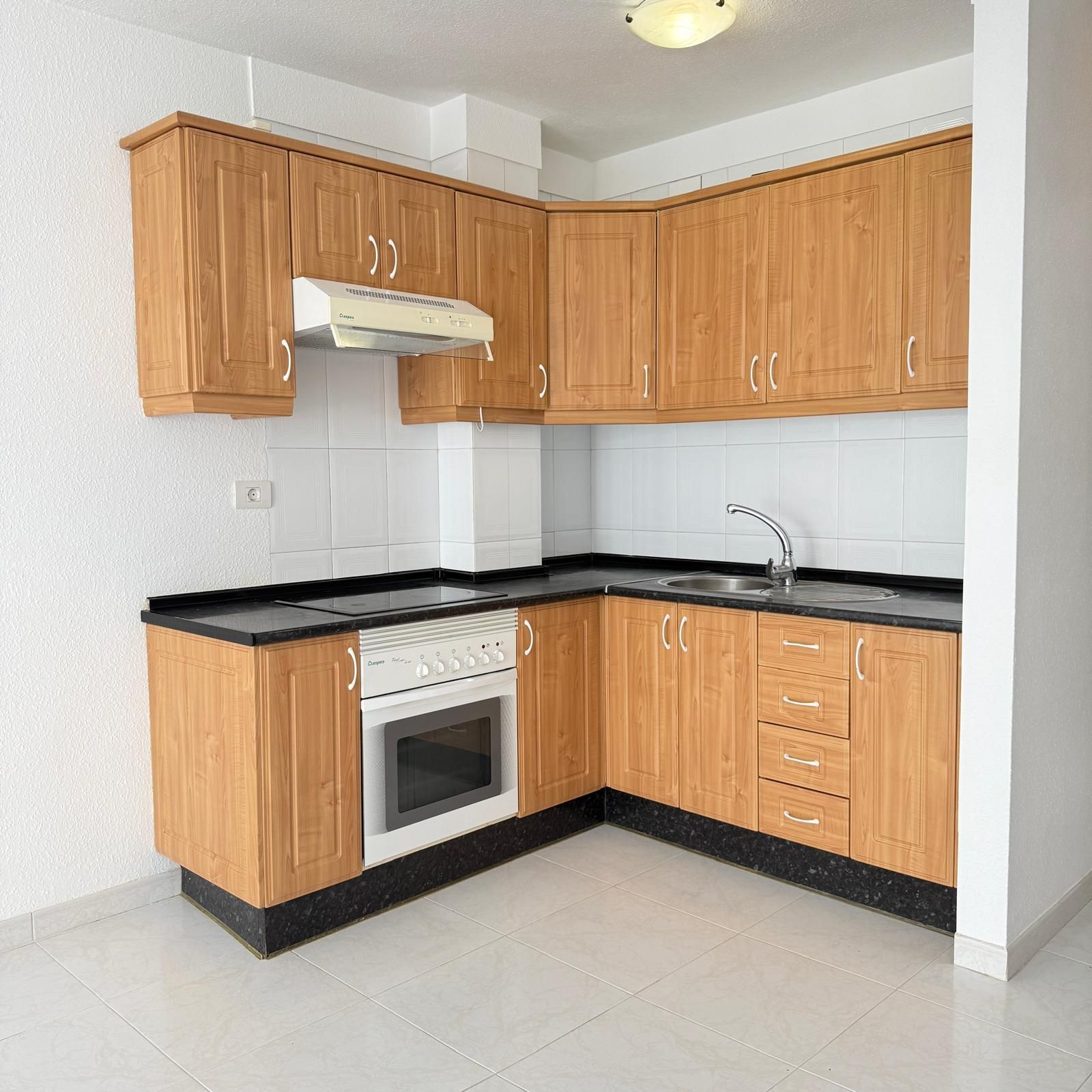 Kitchen of Flat for sale in  Santa Cruz de Tenerife Capital