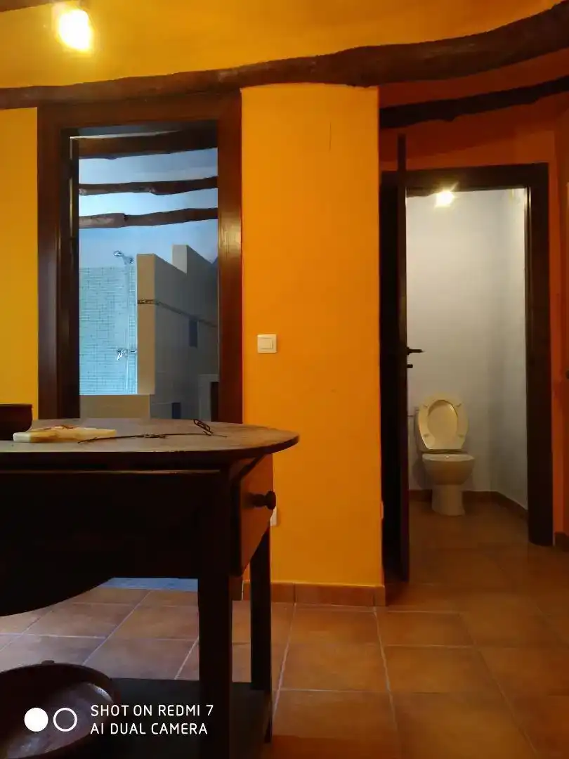Bany de Casa adosada en venda en Castellote amb Parquet, Traster i Moblat