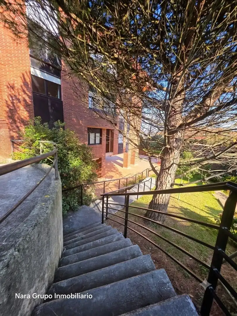 Außenansicht von Wohnung zum Verkauf in Santander mit Heizung, Privatgarten und Parkett