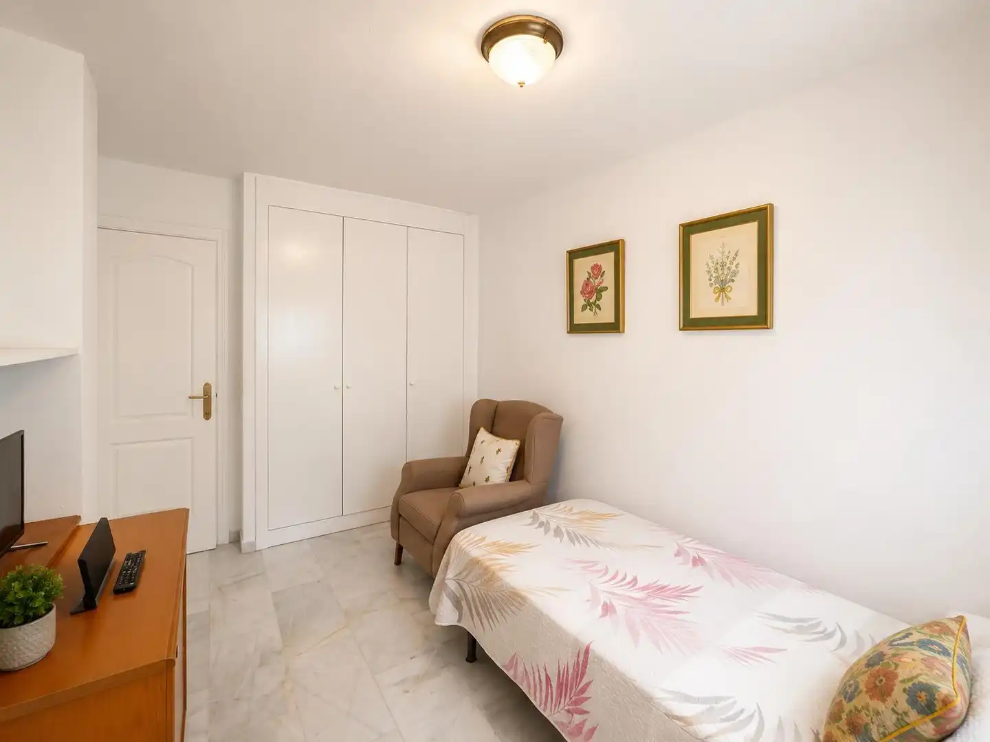 Bedroom of Flat for sale in Benalmádena  with Air Conditioner, Terrace and Furnished