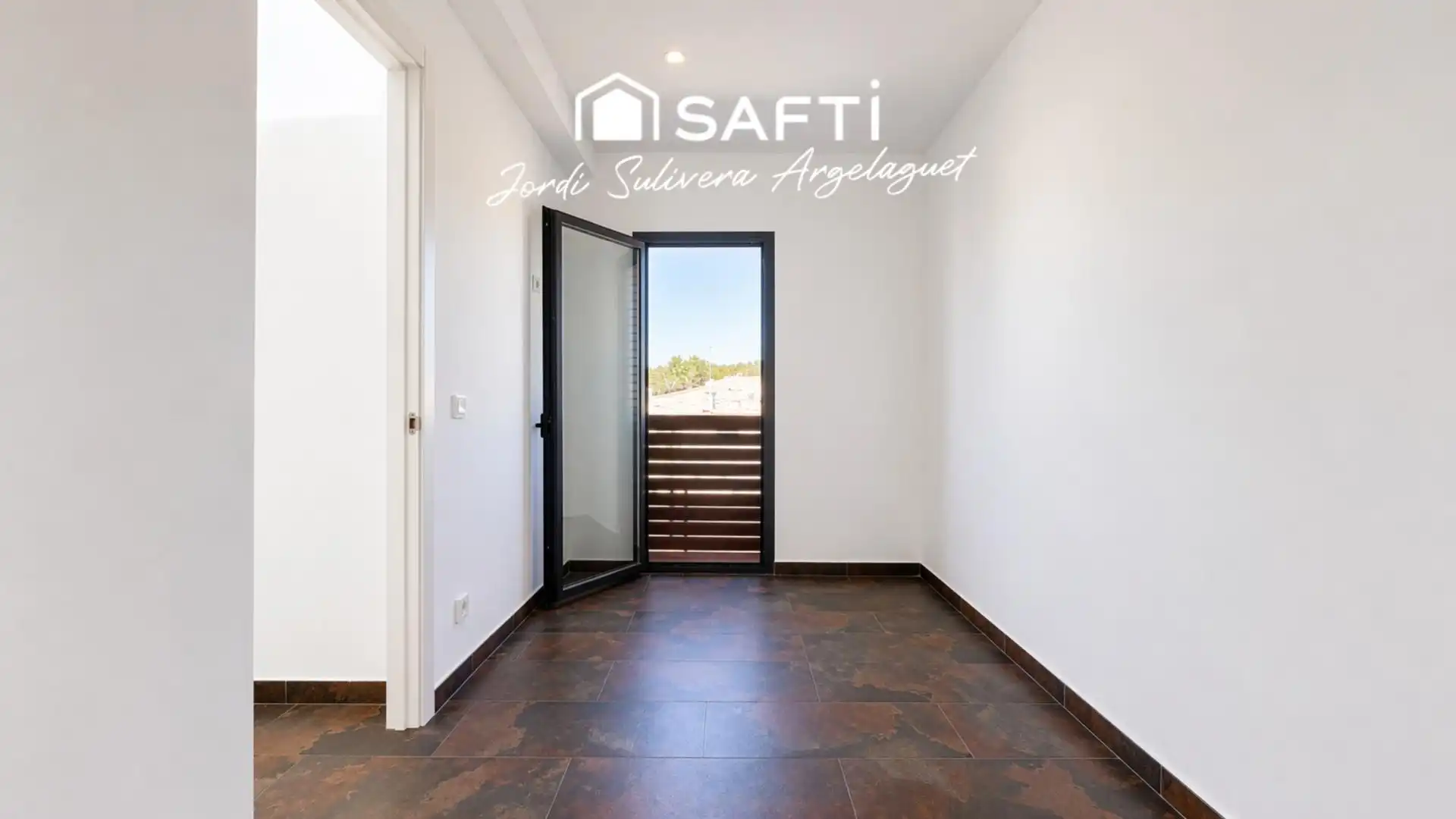 Casa adosada en venta en L'Escala con Aire acondicionado, Terraza y Balcón
