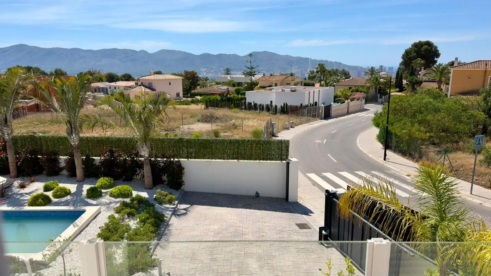 Vista exterior de Casa o chalet en venta en La Nucia con Terraza