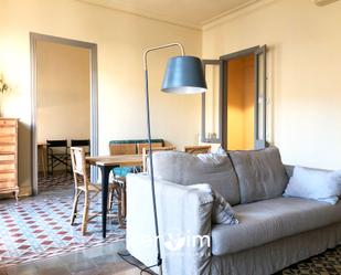 Living room of Flat for sale in Girona Capital  with Air Conditioner, Heating and Terrace