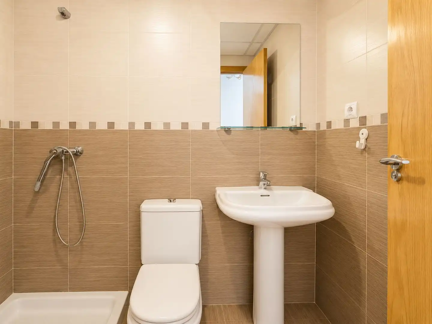 Bany de Apartament en venda en Mijas amb Aire condicionat, Calefacció i Jardí privat