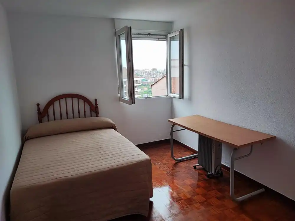 Habitación de Piso en venta en Santander con Calefacción, Parquet y Terraza