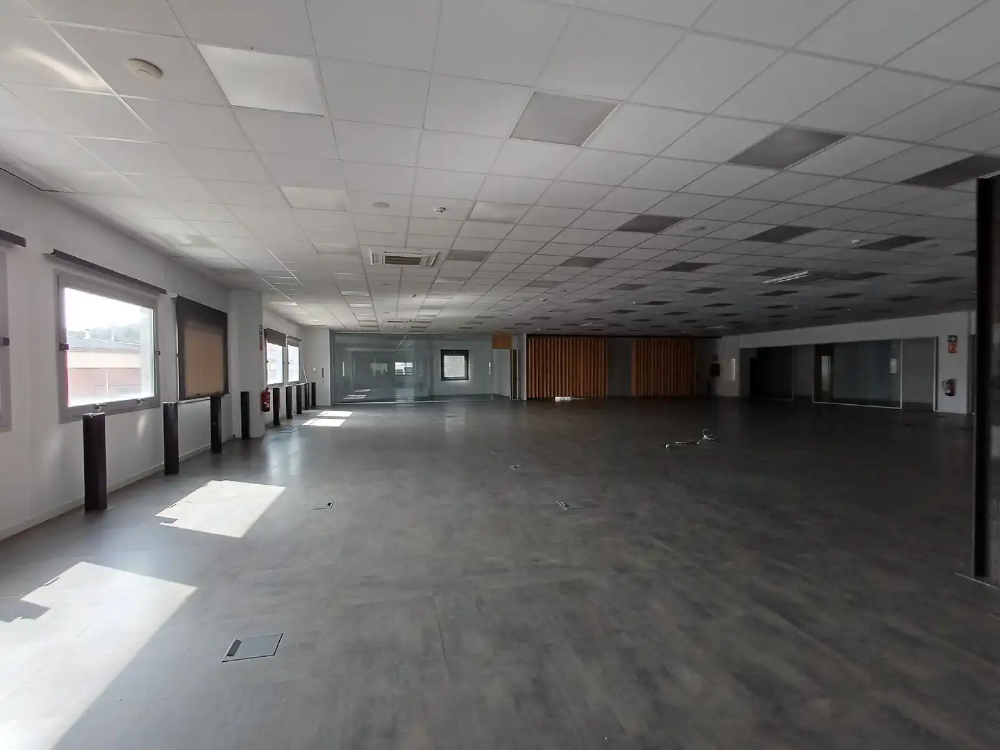Fabrikhallen zur Miete in Pineda de Mar
