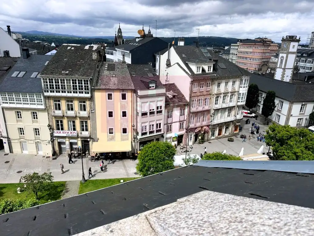 Vista exterior de Piso en venta en Lugo