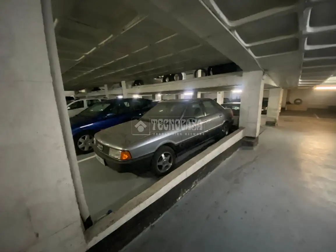 Parking de Piso en venta en Bilbao 
