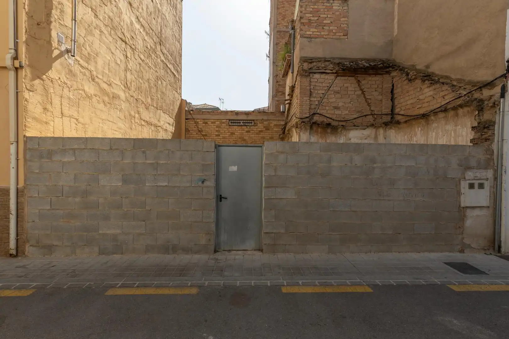 Außenansicht von Residential zum Verkauf in Granada
