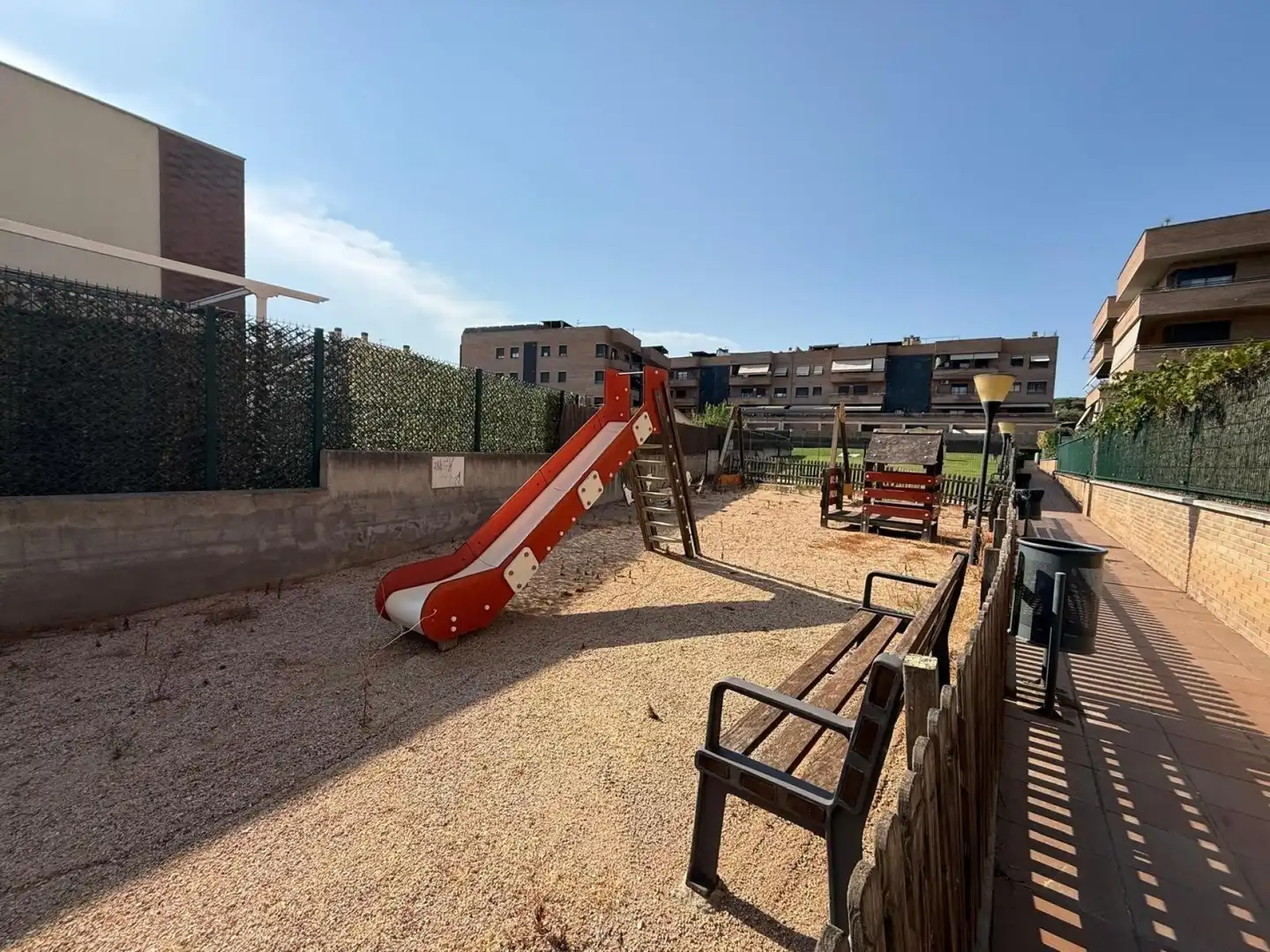 Aparcament de Pis en venda en Lloret de Mar amb Aire condicionat, Calefacció i Terrassa