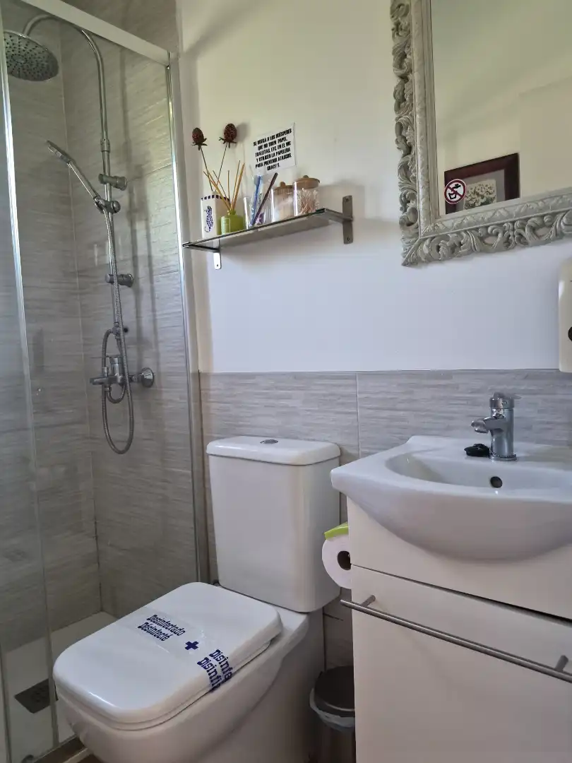 Badezimmer von Haus oder Chalet zur Miete in Alcalá de Guadaira mit Klimaanlage, Heizung und Schwimmbad