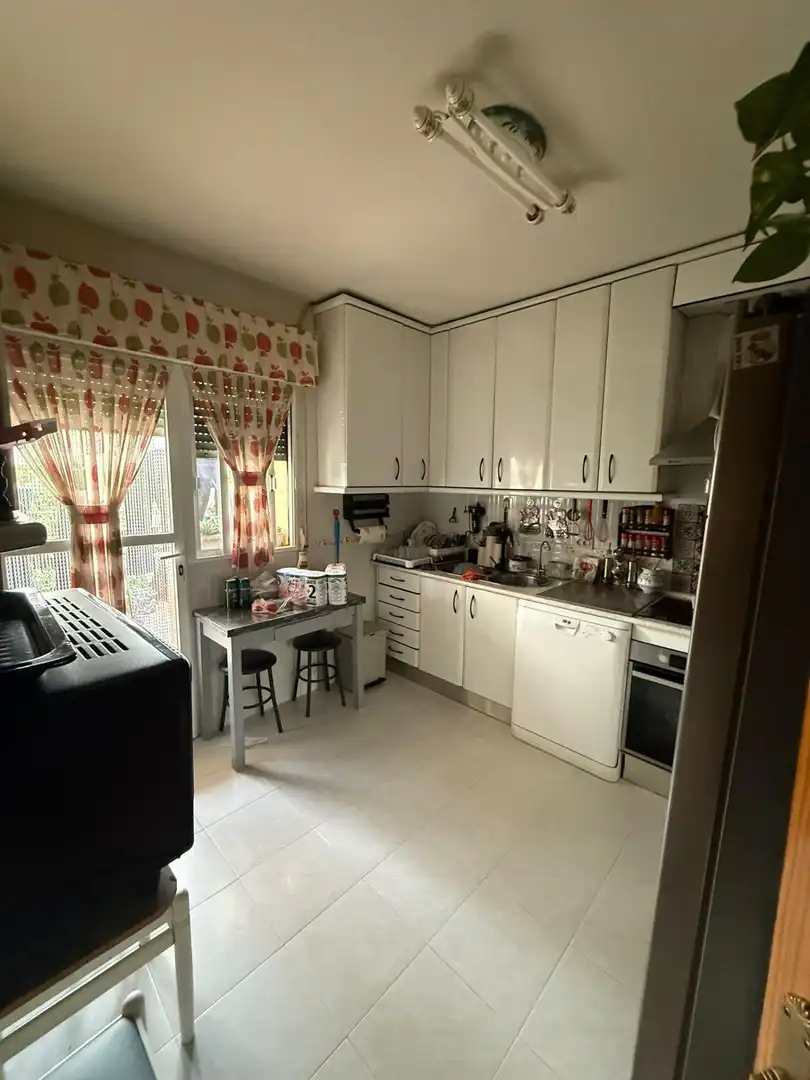 Cocina de Casa o chalet en venta en Añover de Tajo con Aire acondicionado y Jardín privado