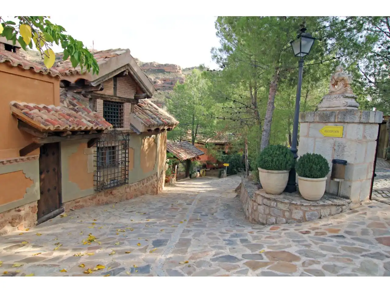 Vista exterior de Casa o xalet en venda en Arcos de Jalón amb Calefacció, Jardí privat i Terrassa