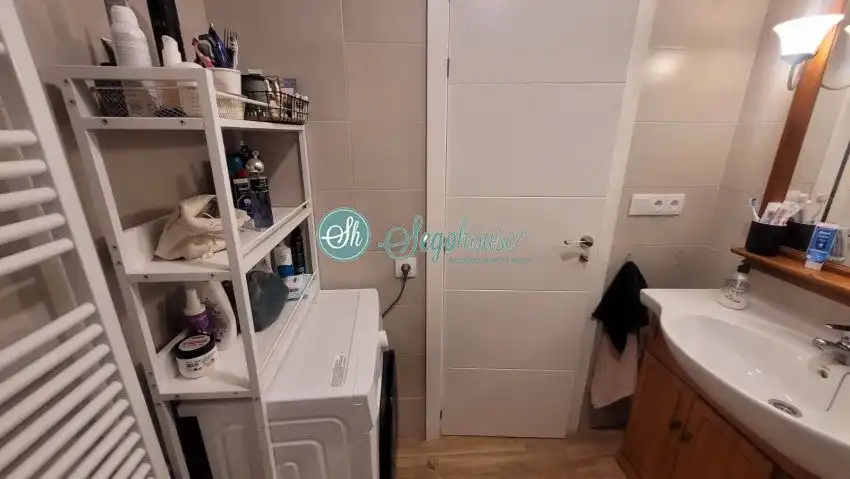 Baño de Piso de alquiler en Segovia con Calefacción, Terraza y Amueblado