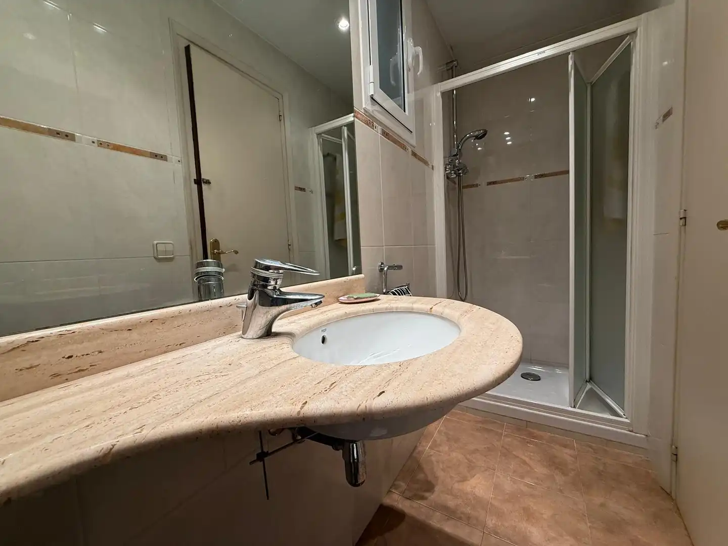 Appartamento con terrazza in vendita a Carrer CORTS CATALANES, imagen 32