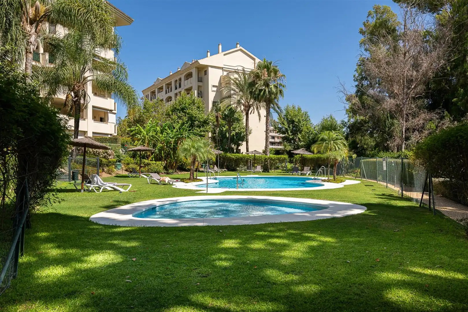 Garden of Apartments for sale in Marbella  with Air Conditioner
