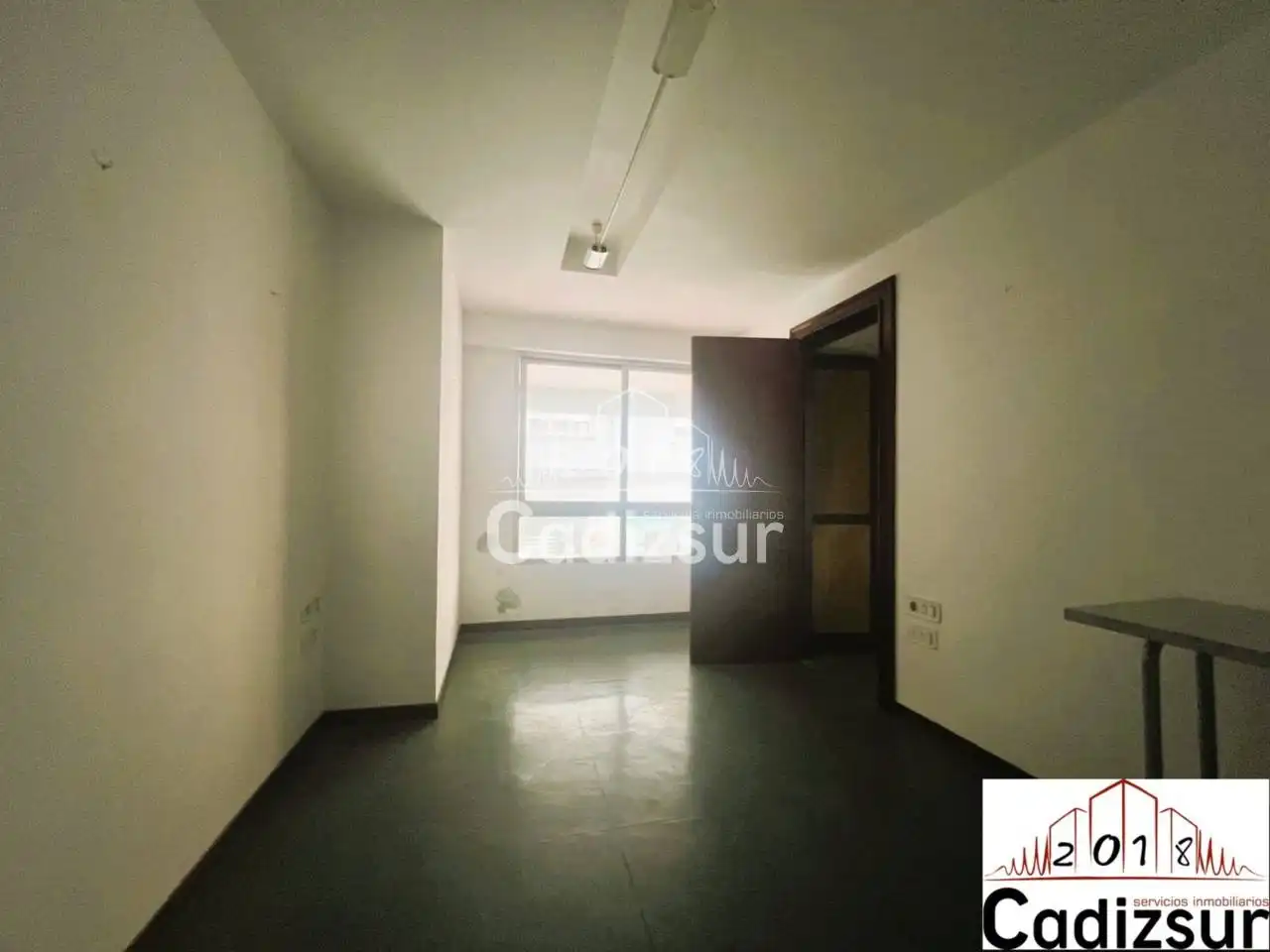 Oficina de lloguer en Cádiz