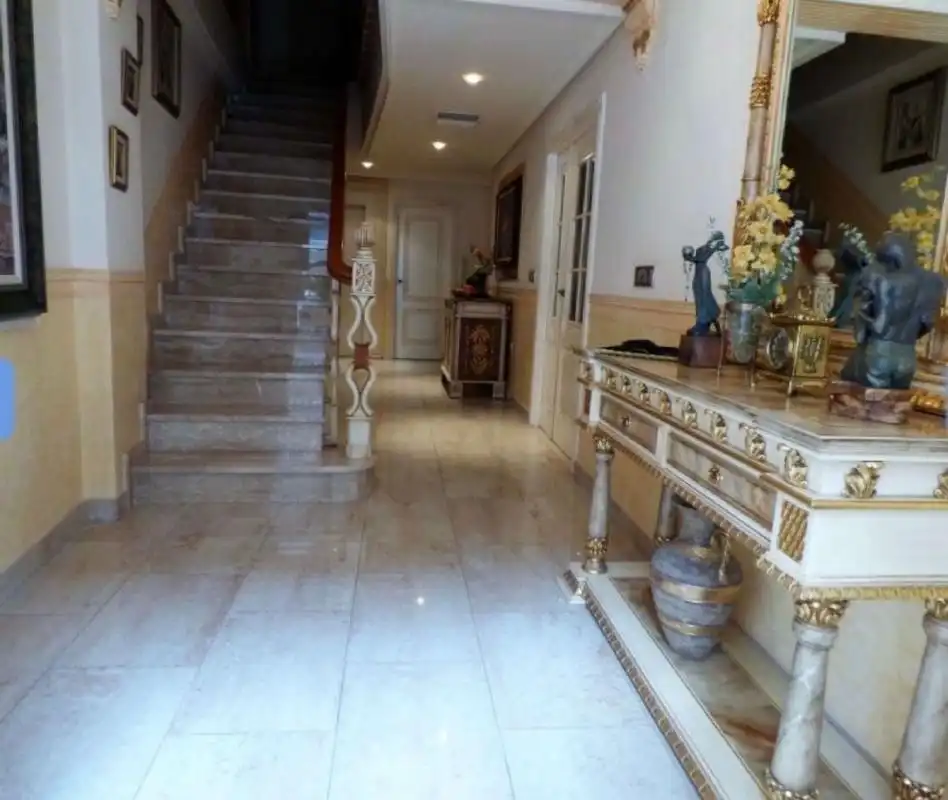 Casa amb terrassa en venda a Calle Don Alarico Lopez Teruel, imagen 3