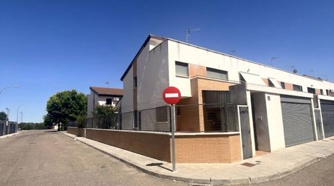 Foto 2 de Casa adosada en venda a Calle Velázquez, 1, Olías del Rey, Toledo