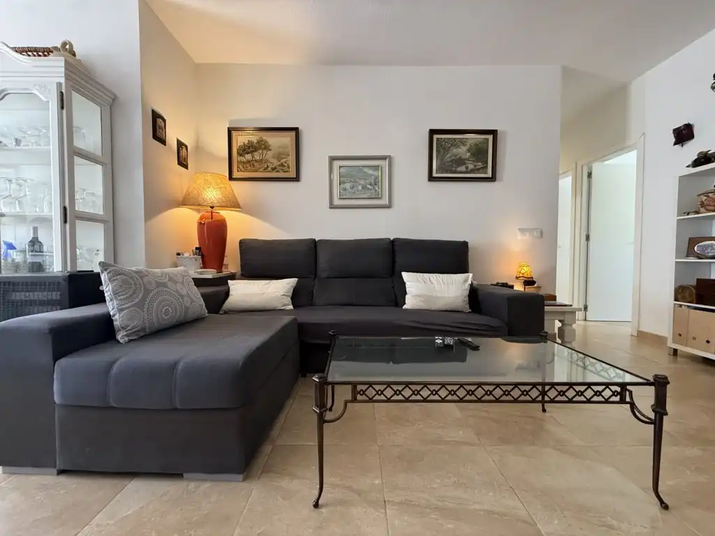 Sala d'estar de Casa o xalet en venda en Orihuela amb Aire condicionat, Moblat i Rentadora