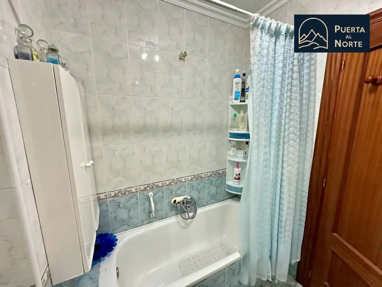 Baño de Piso en venta en Suances con Calefacción, Amueblado y Balcón