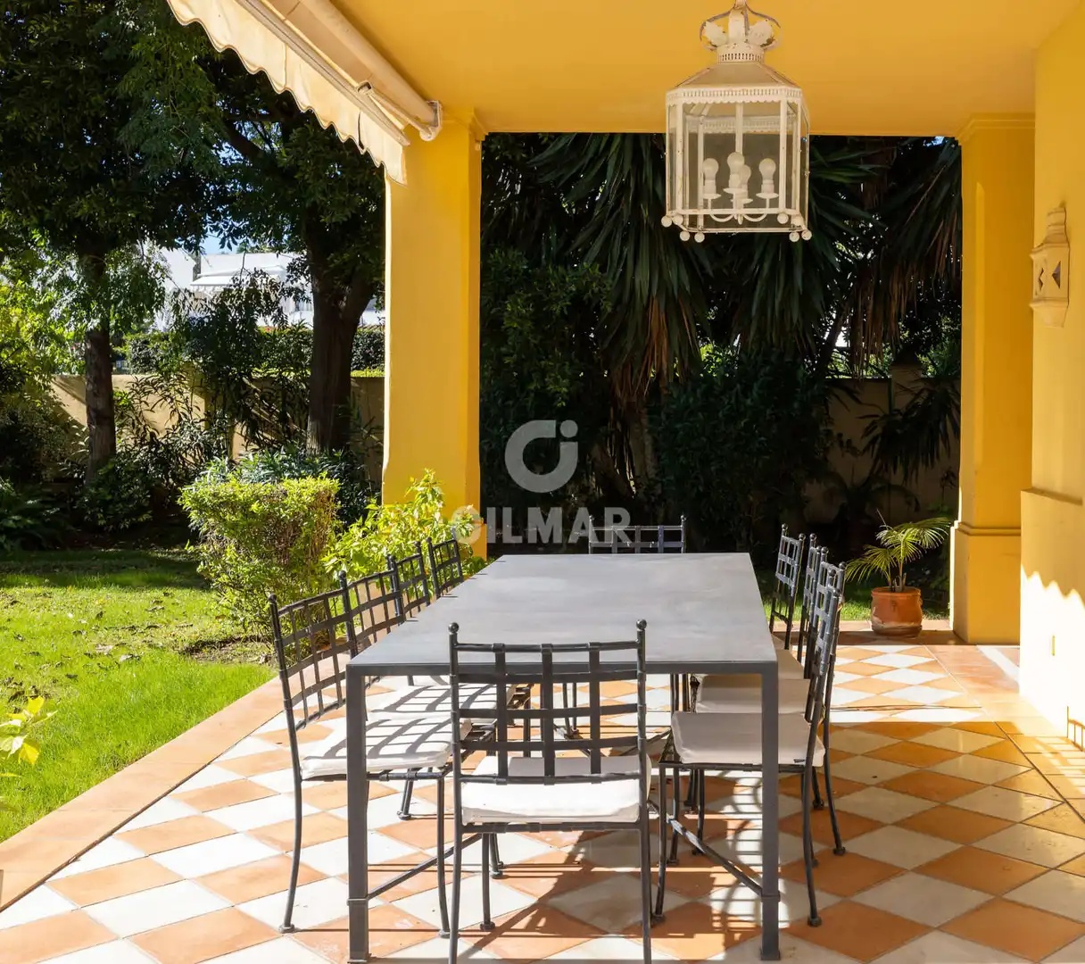 Terraza de Casa o chalet en venta en Estepona con Calefacción, Jardín privado y Piscina