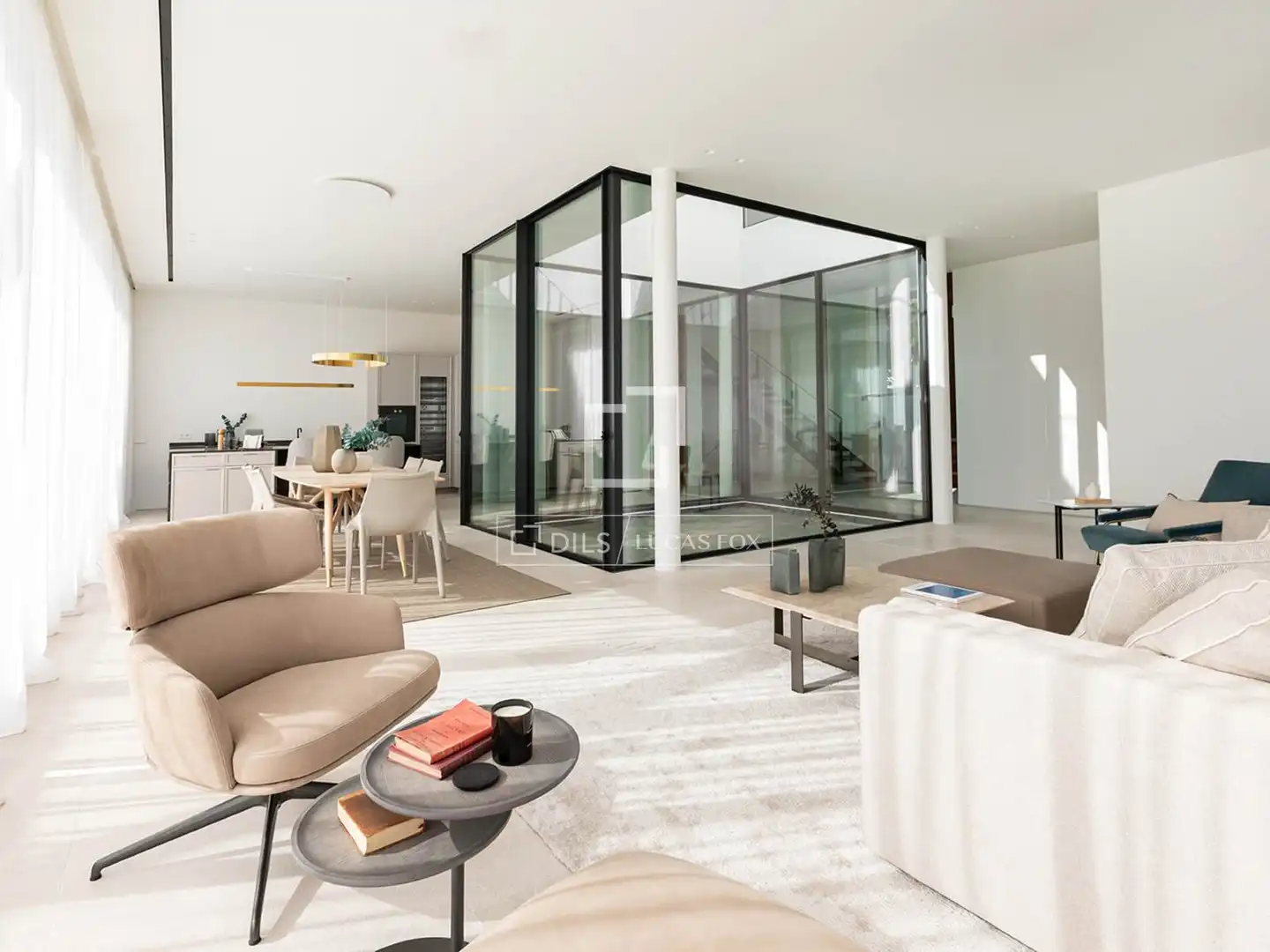 Living room of Houses for sale in Calvià  with Air Conditioner, Private garden and Terrace