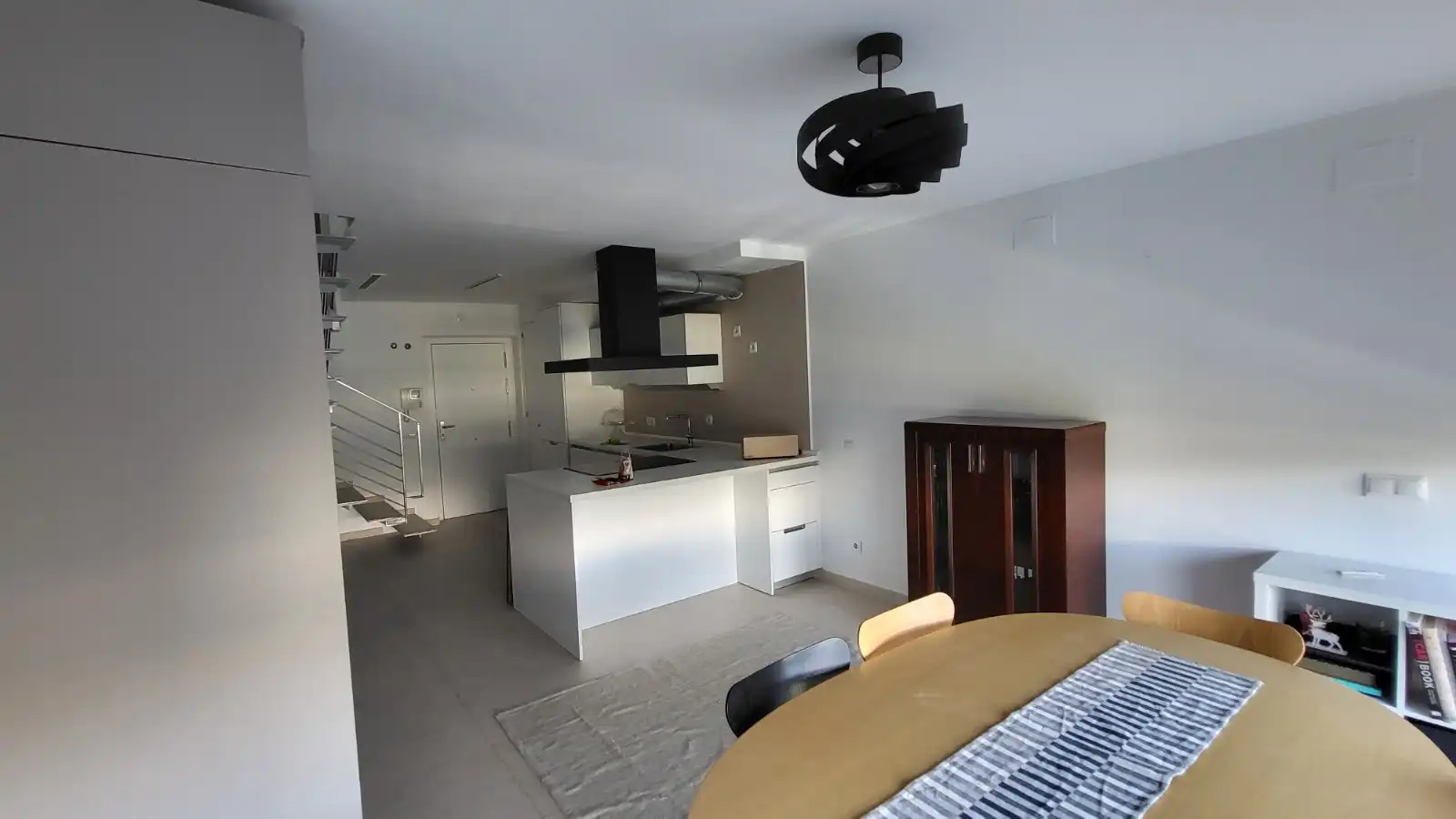 Cocina de Dúplex en venta en San Sebastián de los Reyes con Aire acondicionado, Calefacción y Terraza