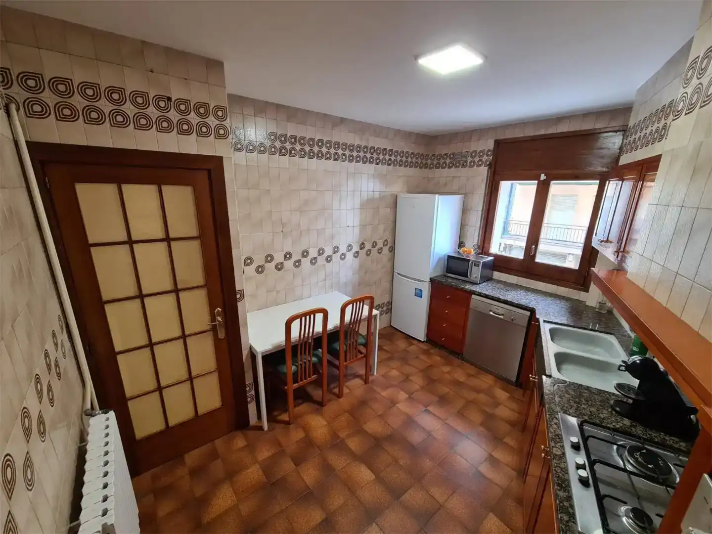 Kitchen of Flat for sale in Vic