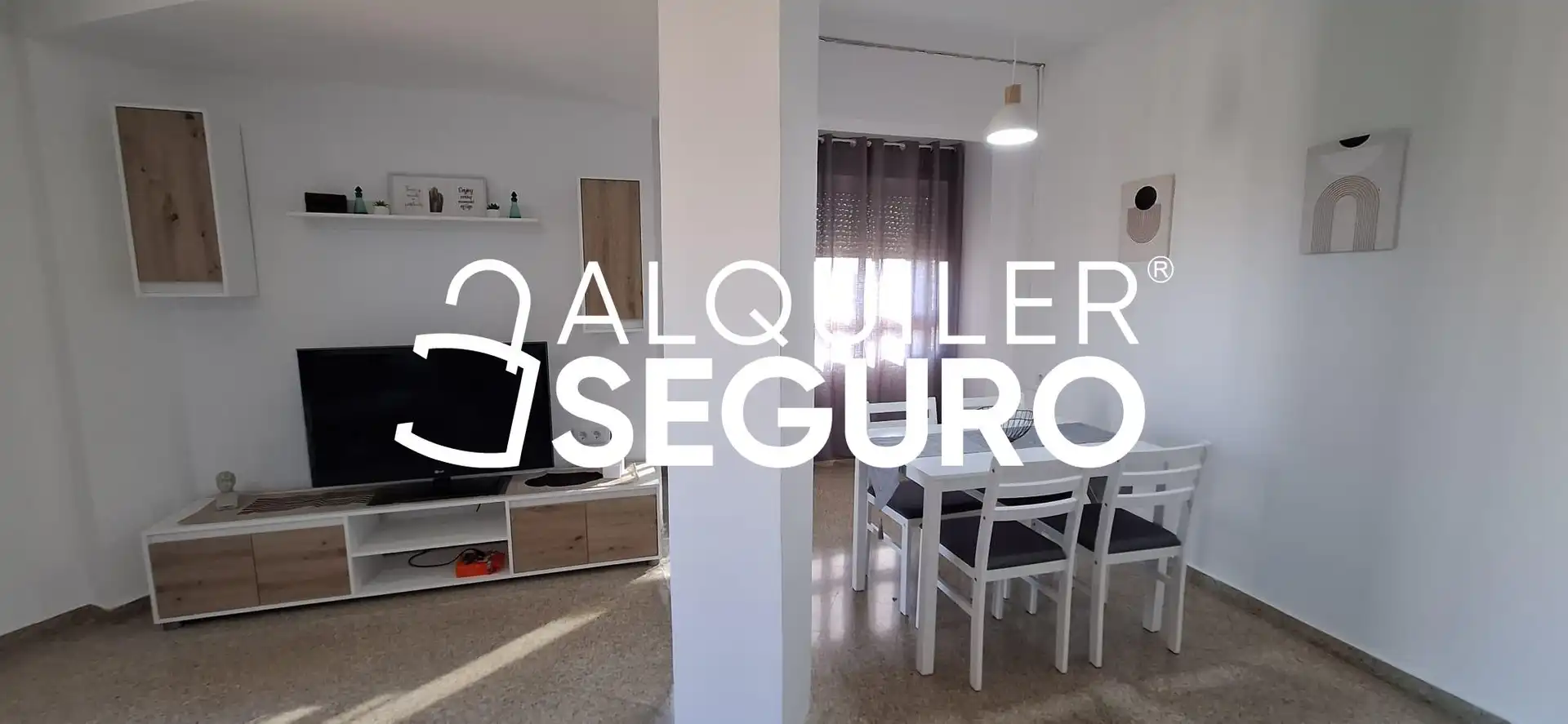 Sala de estar de Piso de alquiler en L'Alcúdia de Crespins con Aire acondicionado y Amueblado