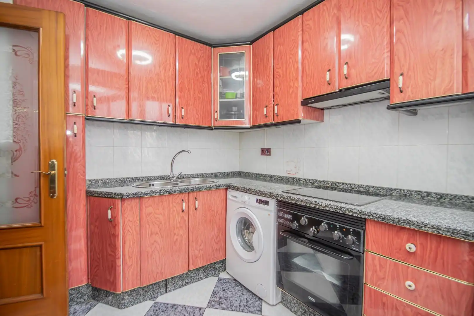 Cocina de Piso en venta en Sevilla con Aire acondicionado, Amueblado y Balcón