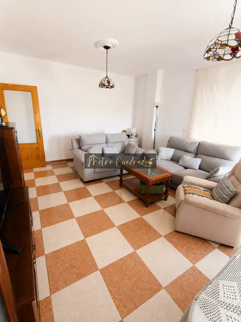 Sala d'estar de Pis en venda en Mérida amb Aire condicionat i Terrassa