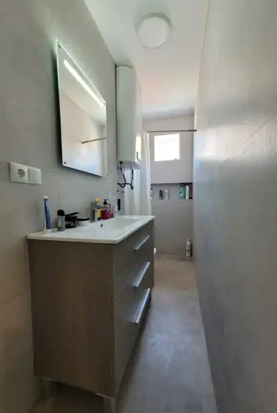 Baño de Piso en venta en Marbella con Aire acondicionado, Calefacción y Terraza