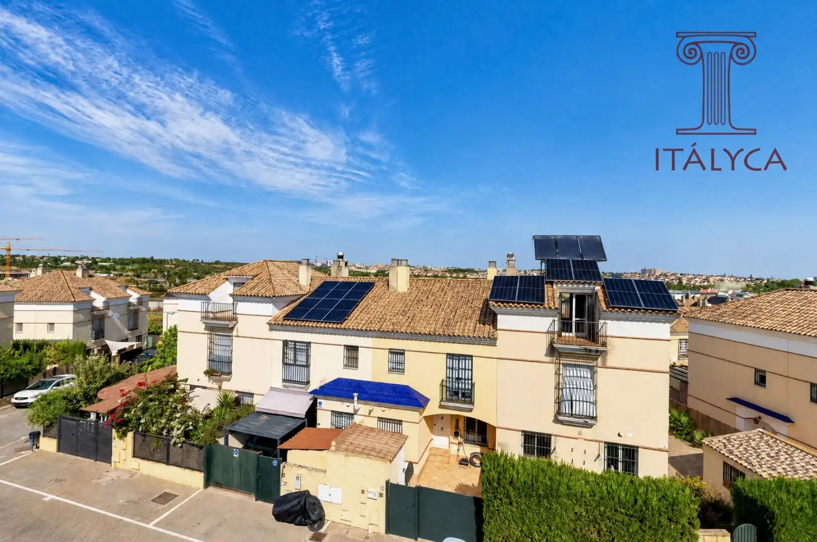Casa aparellada amb terrassa en venda a Avenida Avenida Clara Campoamor, imagen 21