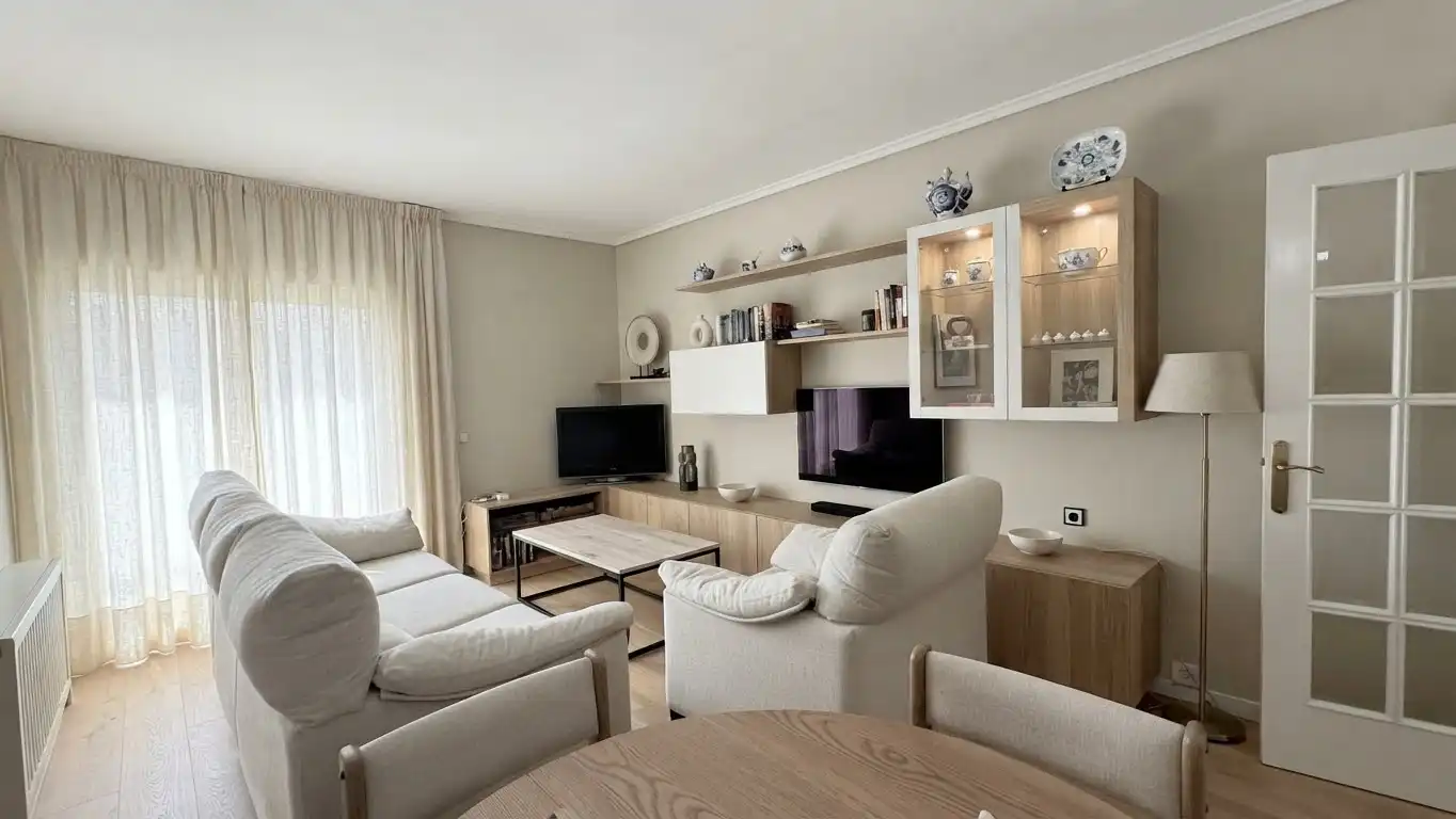 Wohnung mit Terrasse zum Verkauf in Carrer de Còrsega 5